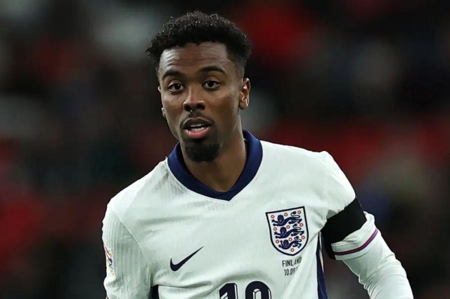 Thành tích và sự nghiệp của Angel Gomes tại MU